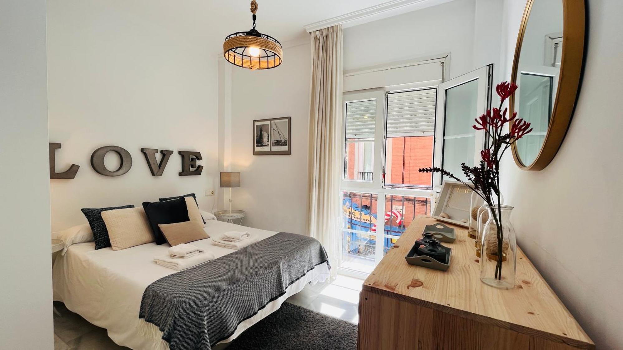 Homely Malaga Atarazanas Eksteriør bilde