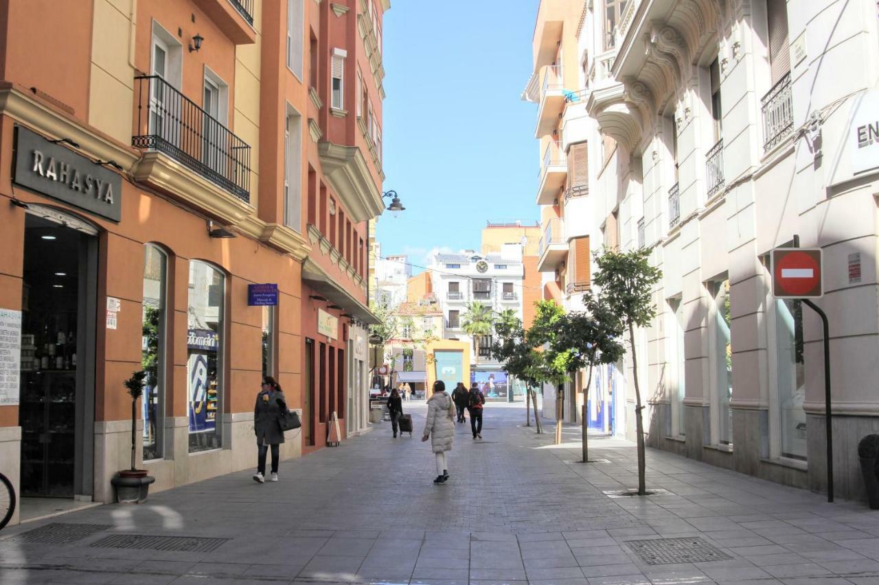 Homely Malaga Atarazanas Eksteriør bilde
